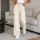 (Compre 1 e Leve 2) Calça Pantalona Mari em Malha de Seda Gelo e Poliéster